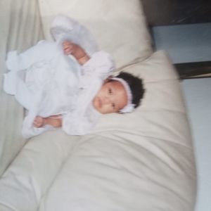 Meet your Posher, Emiko